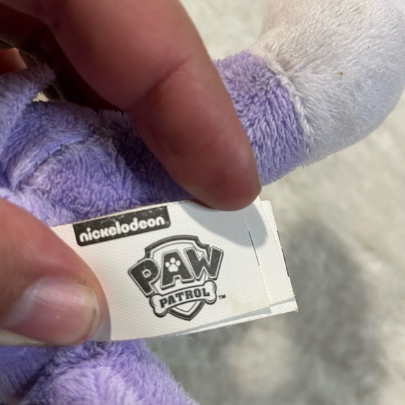 Paw Patrol Everest 8 Inch Plush - Picture 4 of 6